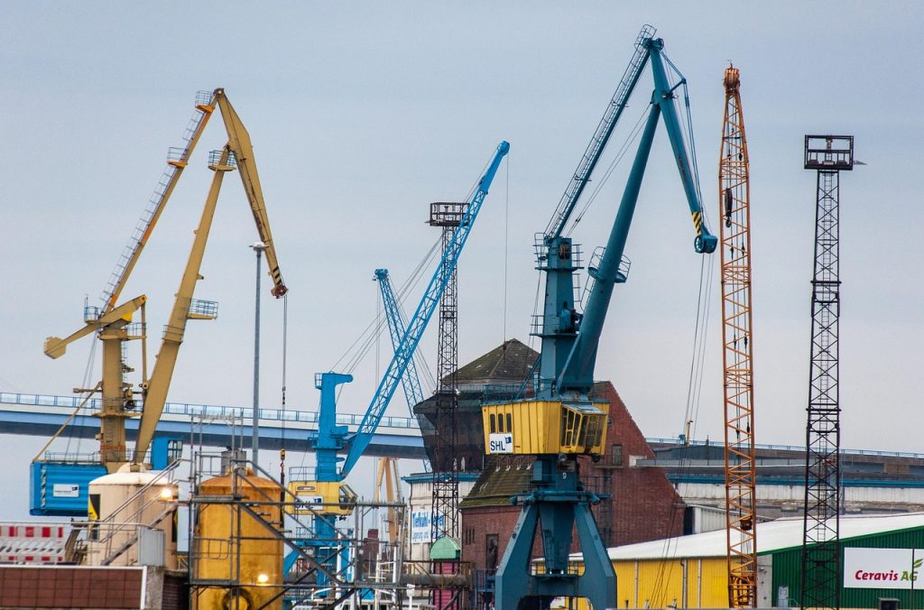 Cranes, industry, crane system — The Impact of Credit Scores on Mortgage Lending Decisions